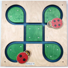 Настенная игра Клевер / Раздвижная игра / Материал: Дерево / Размеры: 48 x 48 см / Сделано в Германии / 3+